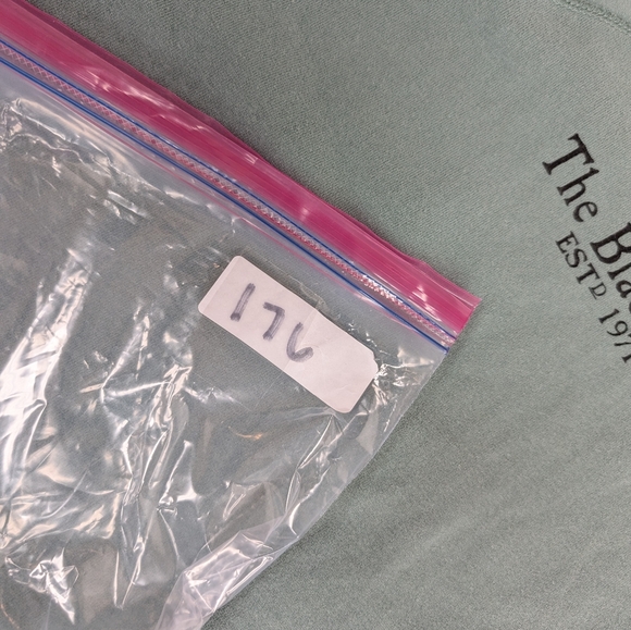 The Black Dog Sage Green Pull Over Sweatshirt Large [176] - Picture 12 of 12